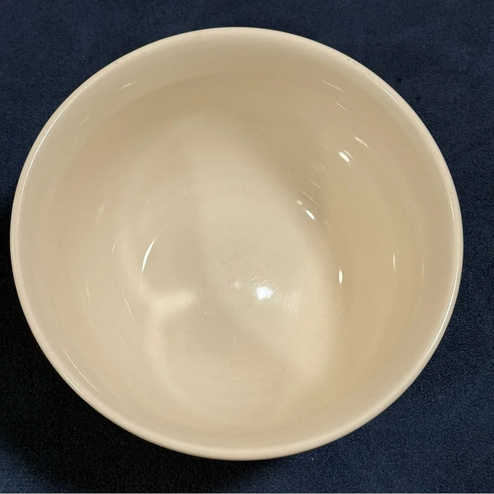 Williams Sonoma Mixing/Serving Bowl Heavy 7” off white pumpkins embossed